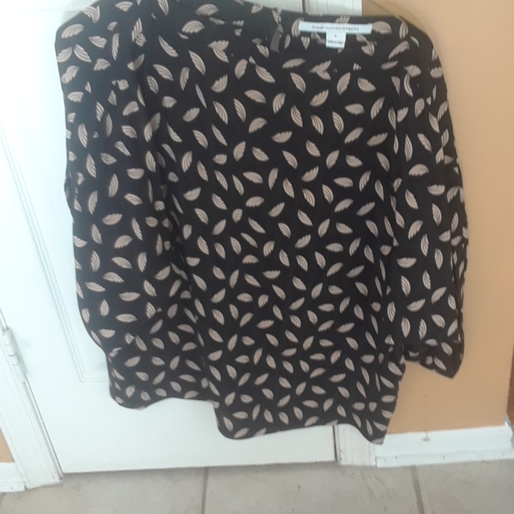 Diane con fursternburg silk blouse